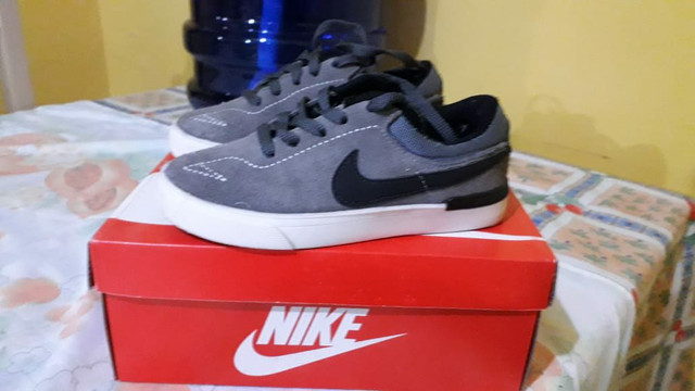 tenis nike infantil 26