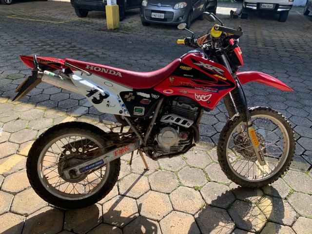 MOTO TORNADO XR 250 2004
