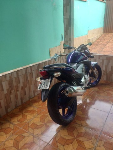 CB 300