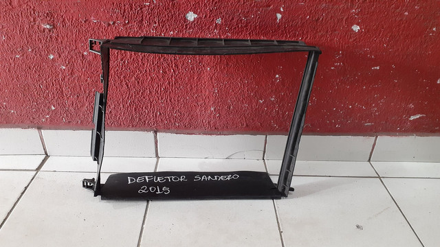 Defletor do radiador Sandero 2015