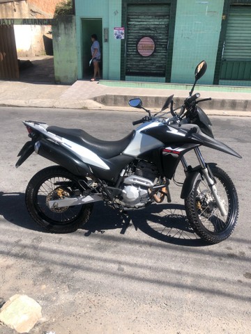 MOTO HONDA XRE 2015