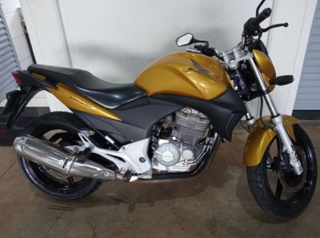 CB 300 SUPER TOP- EM EXCELENTE CONSERVAÇÃO