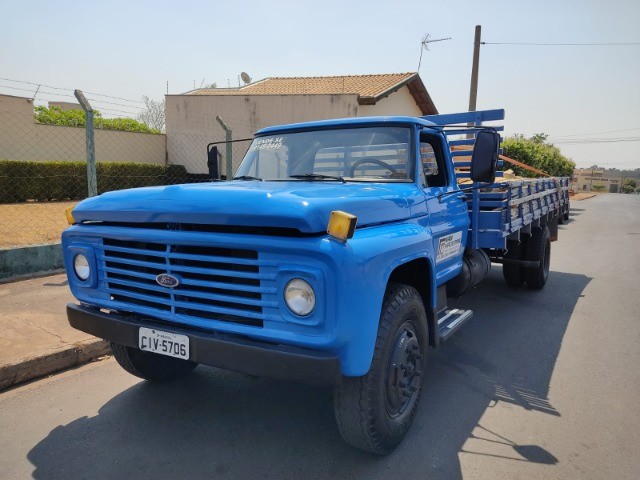 FORD F600 ANO 74