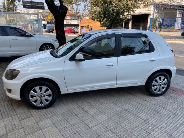CELTA LT 1.0 COMPLETO