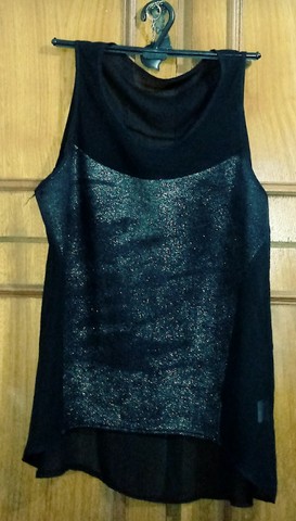 Roupas  feminina e jarro  - Foto 2