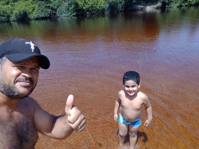 Vendo um pedacinho do paraíso.