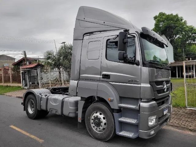 Axor 2036  MB - 4x2 - automático - 2012