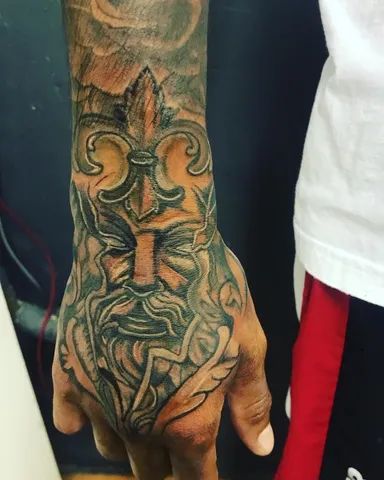 Tatuagem e píercing  - Foto 2