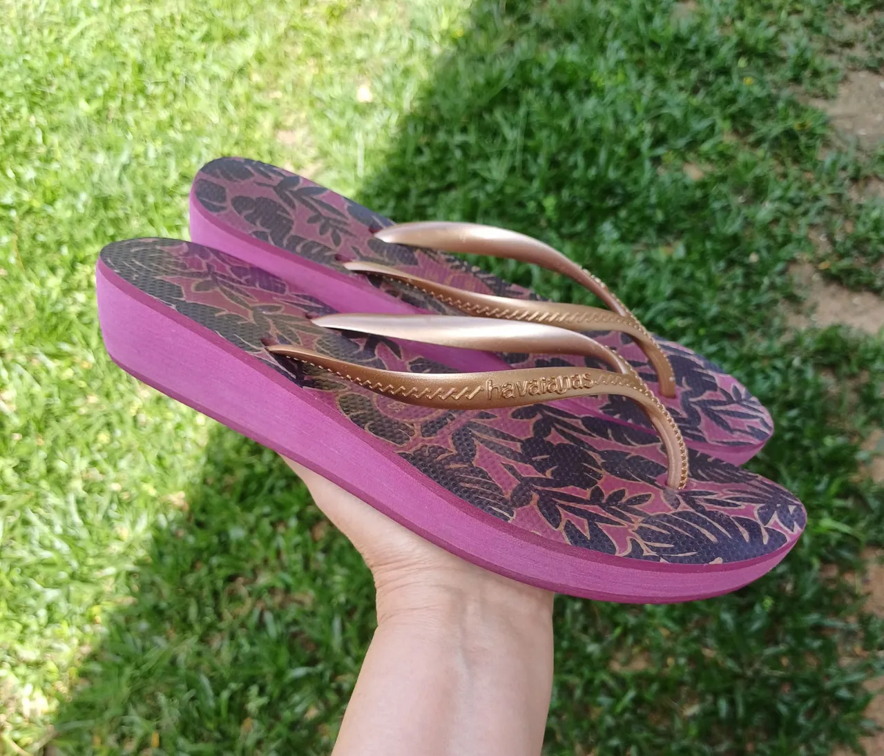 Chinelo Havaianas plataforma tam 38