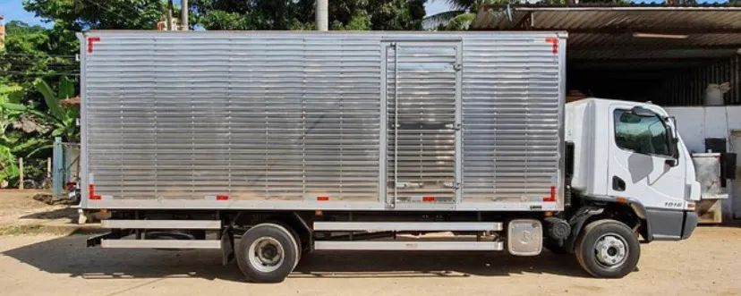 Mb Accelo 1016 bau ano 2016  - Foto 2
