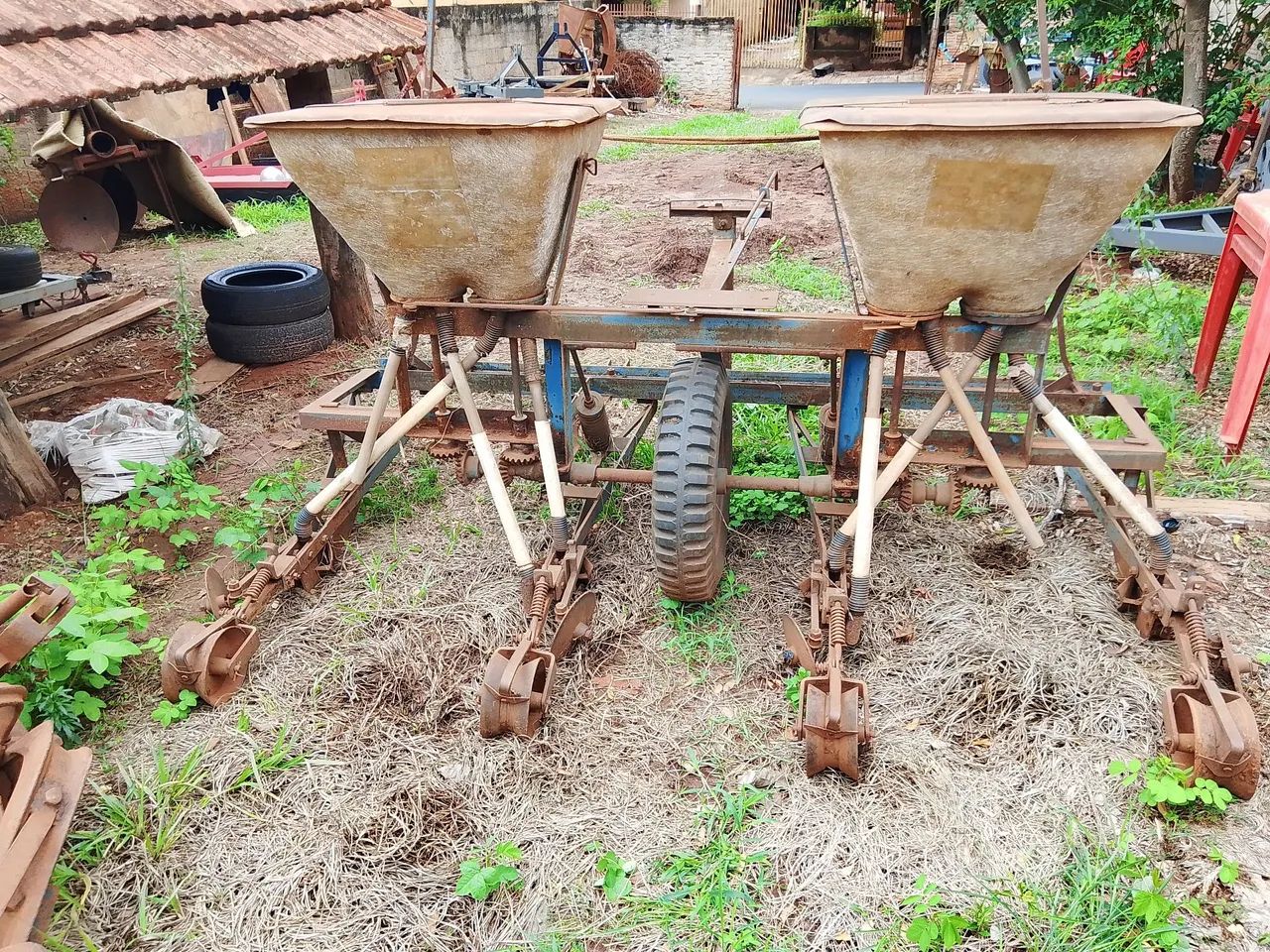 Plantadeira 4 linhas  - Foto 6