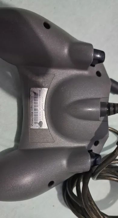 Controle Xbox Original cinza  - Foto 5