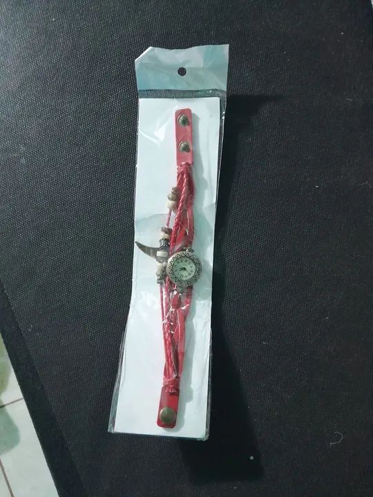 Fique na moda com Relógio feminino pulseira de couro com pingente <br> - Foto 4
