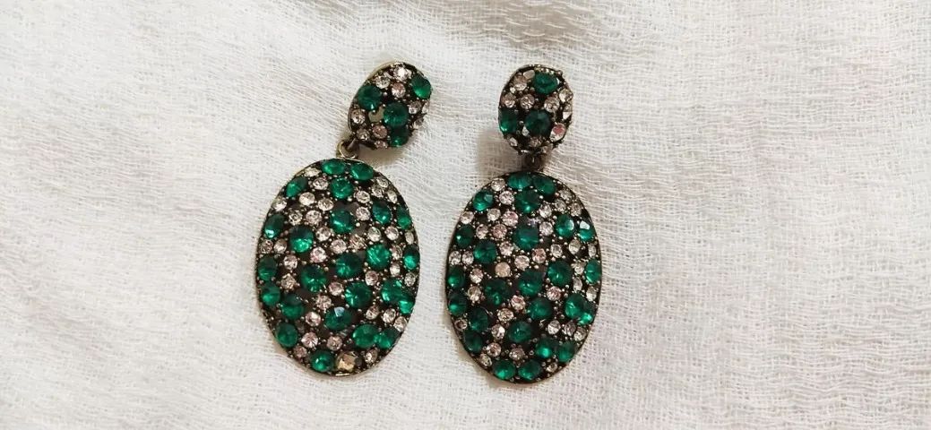 kit com 4 brincos - Foto 2