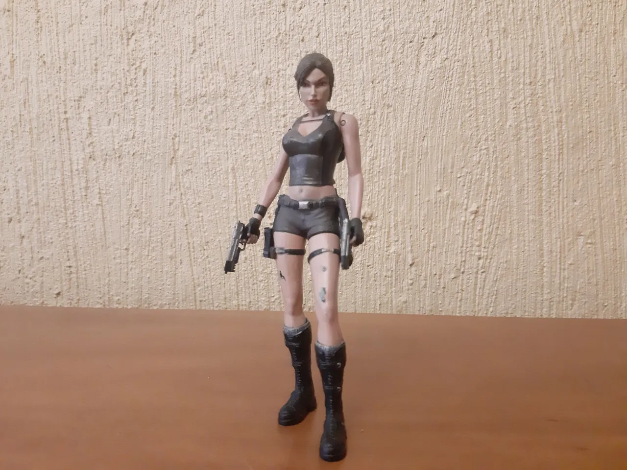 Boneco Lara Croft - Tomb Raider NECA