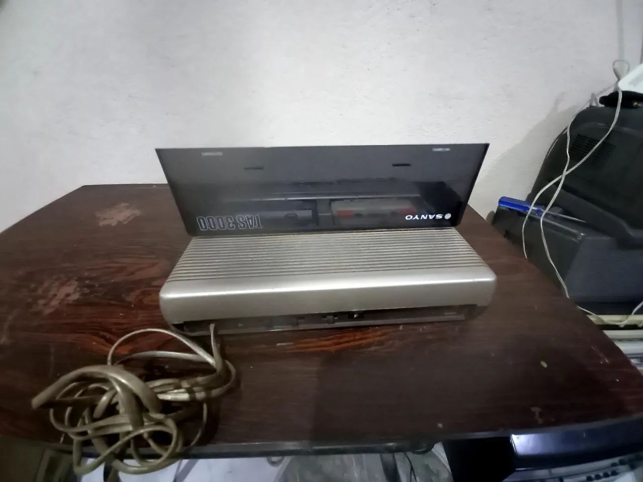 Old Electronic Secretary64751037612291123