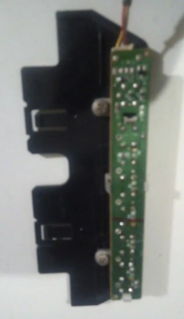 Botão de Comando Power Off On tv AOC 32 polegadas  - Foto 2