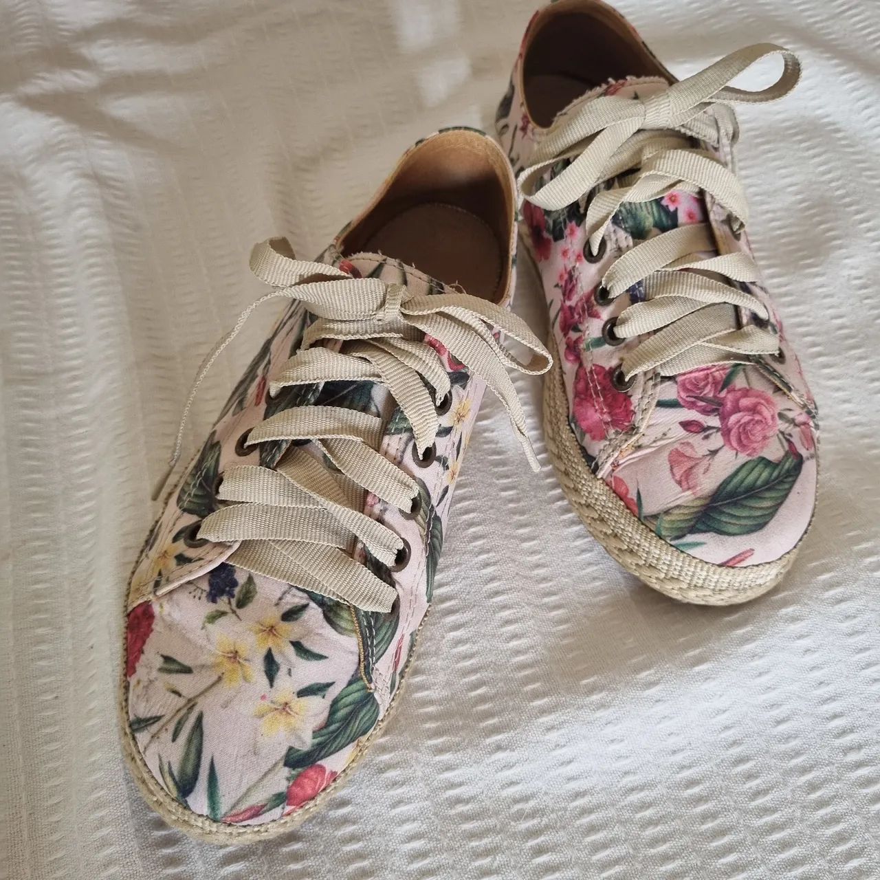 Tênis  floral 36