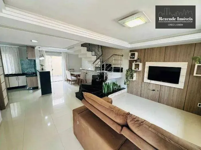 Sobrado com 3 dormitórios à venda, 121 m² por R$ 549.000,00 - Umbará - Curitiba/PR