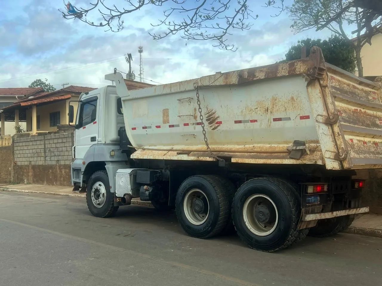 Mb Axor 4144 6x4 2013 - Foto 3