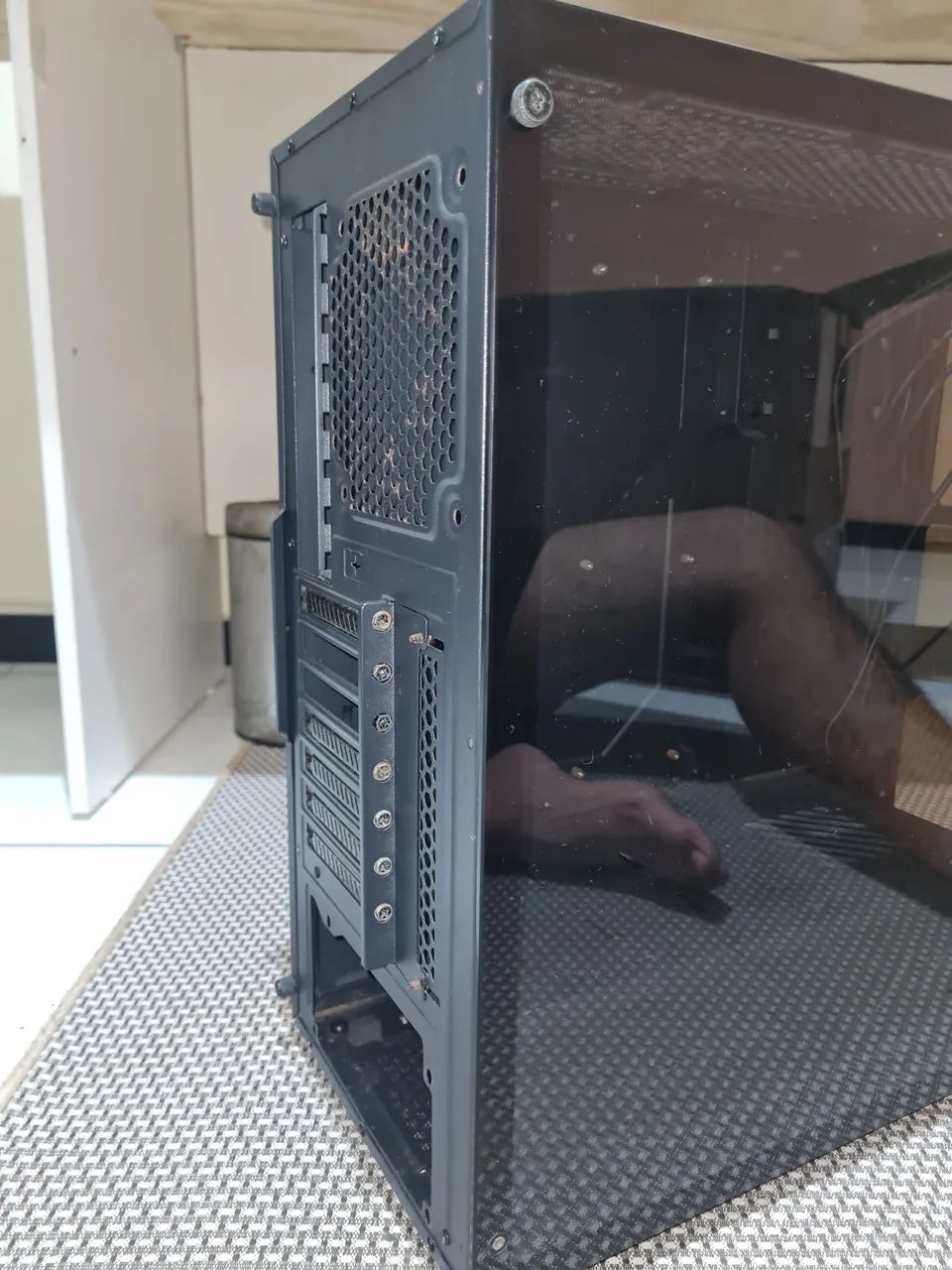 Gabinete Sharkon  - Foto 3