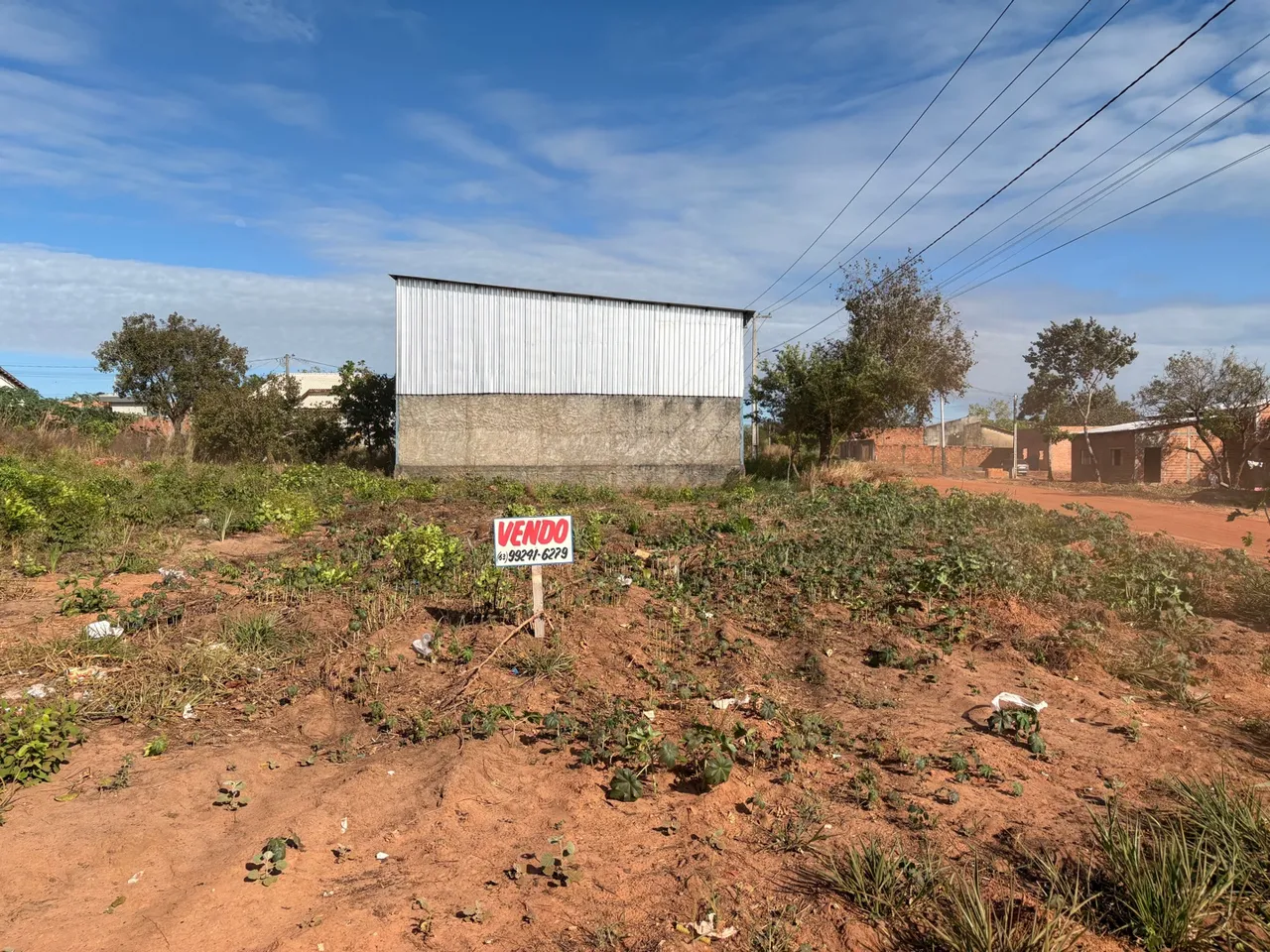 Vendo lote de esquina