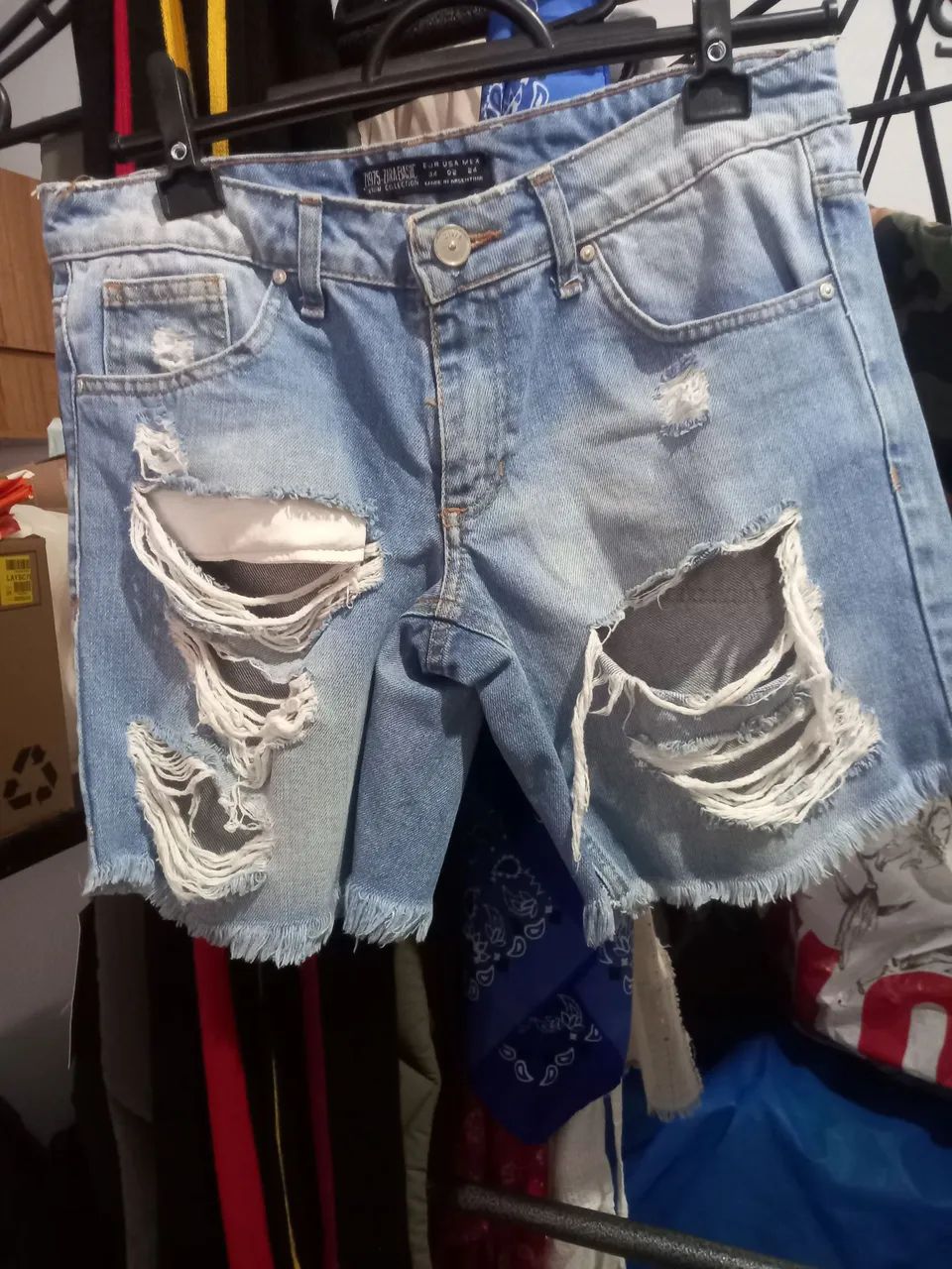 Lote de Shorts Jeans Variados - Foto 4