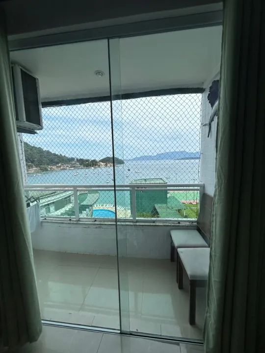 Flat em angra com lazer no condomínio e de frente para o mar azul a poucos passos da praia - Foto 6