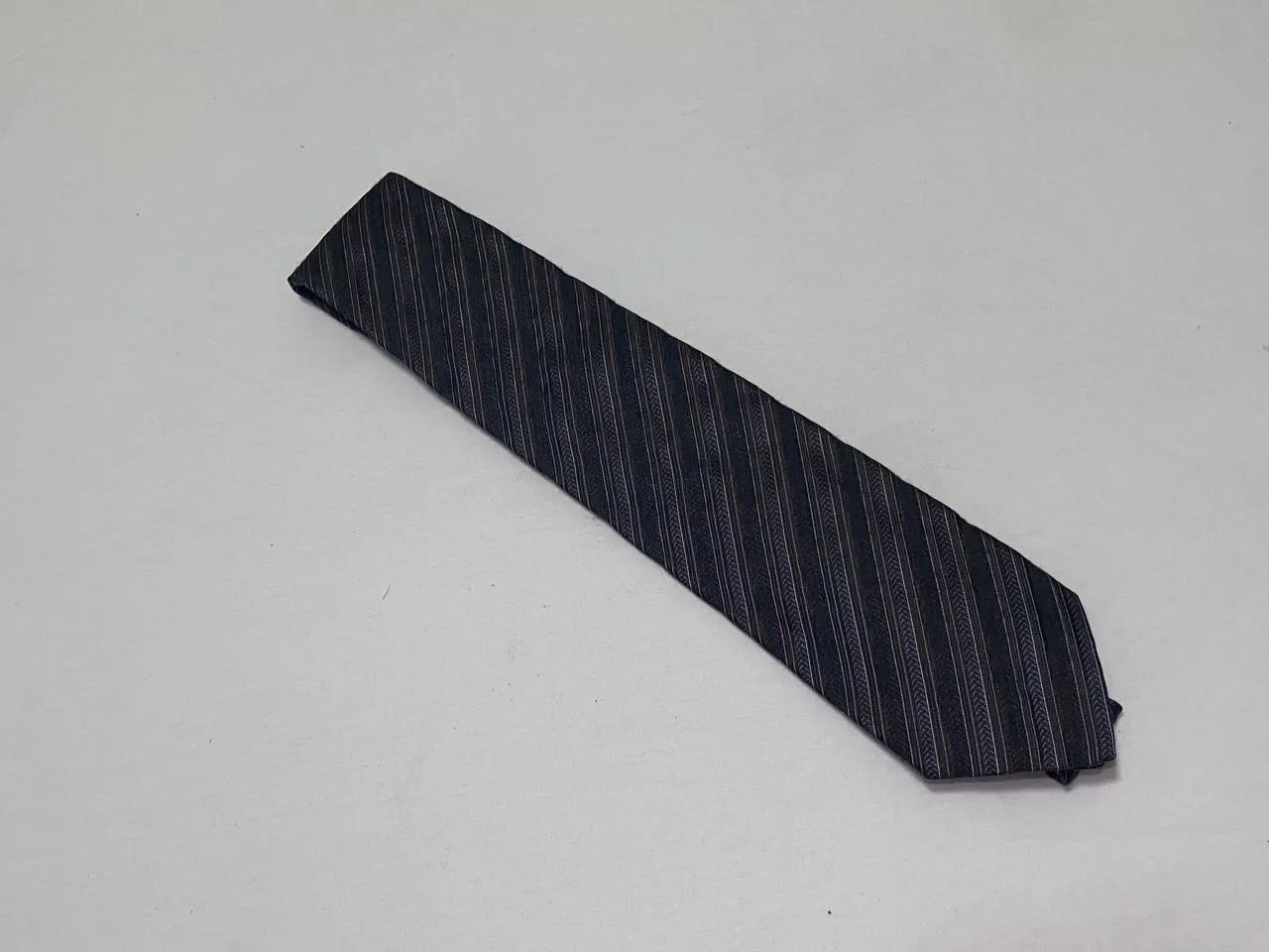 Gravata Zara Man Marrom Listrada Ótimo Estado Impecável