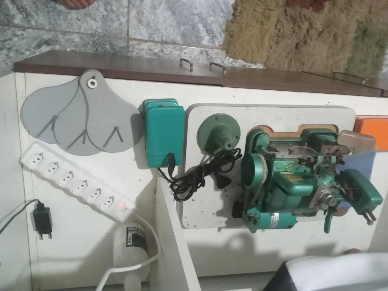  Maquina de overlok64842035876097122