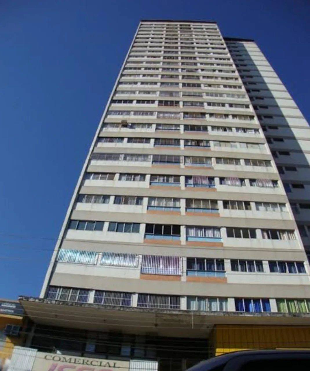 Aluga se apartamento Edifício Bemosa