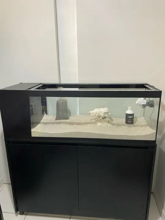 Aquário de água salgada 192 litros 