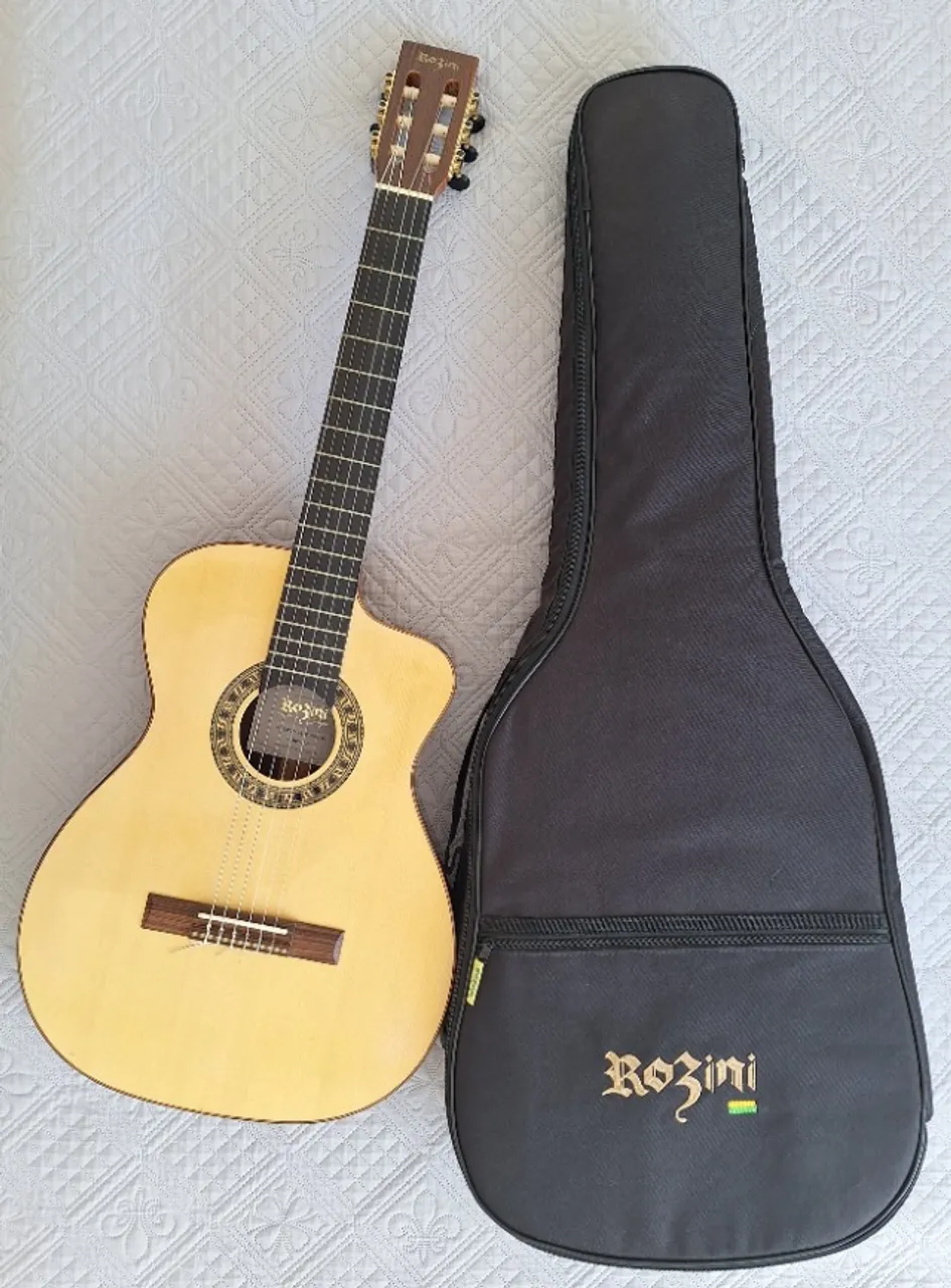 Violão Rozini Acústico Premium RX621.AC.N.CT.LP com Bag