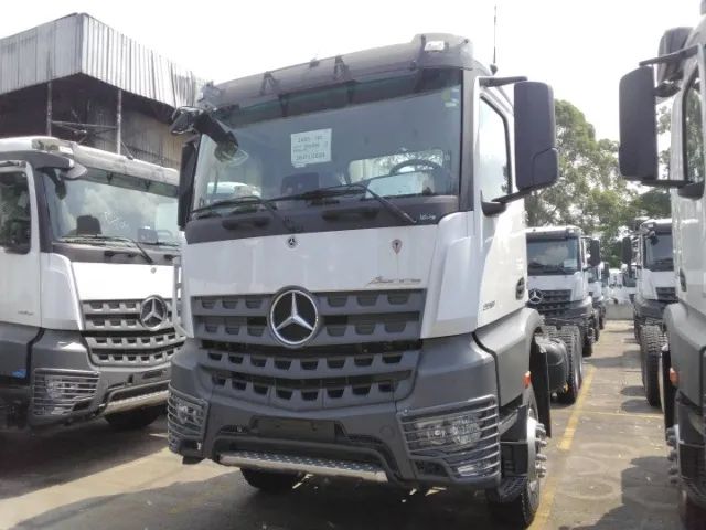 MERCEDES BENZ AROCS 3351  6X4 CHASSI ZERO - Foto 3