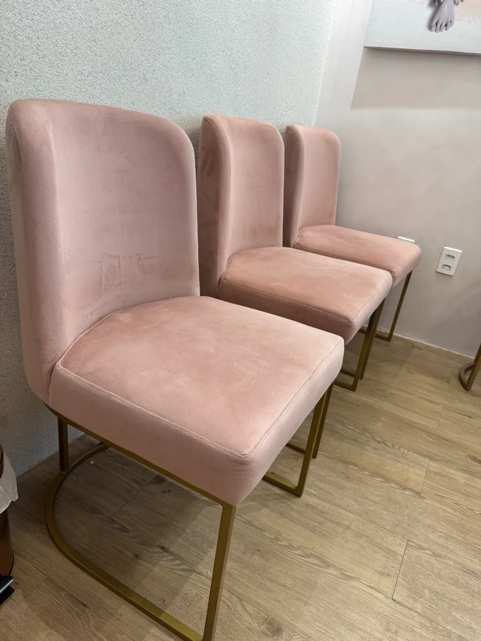 Conjunto de Cadeiras Rosas de Veludo