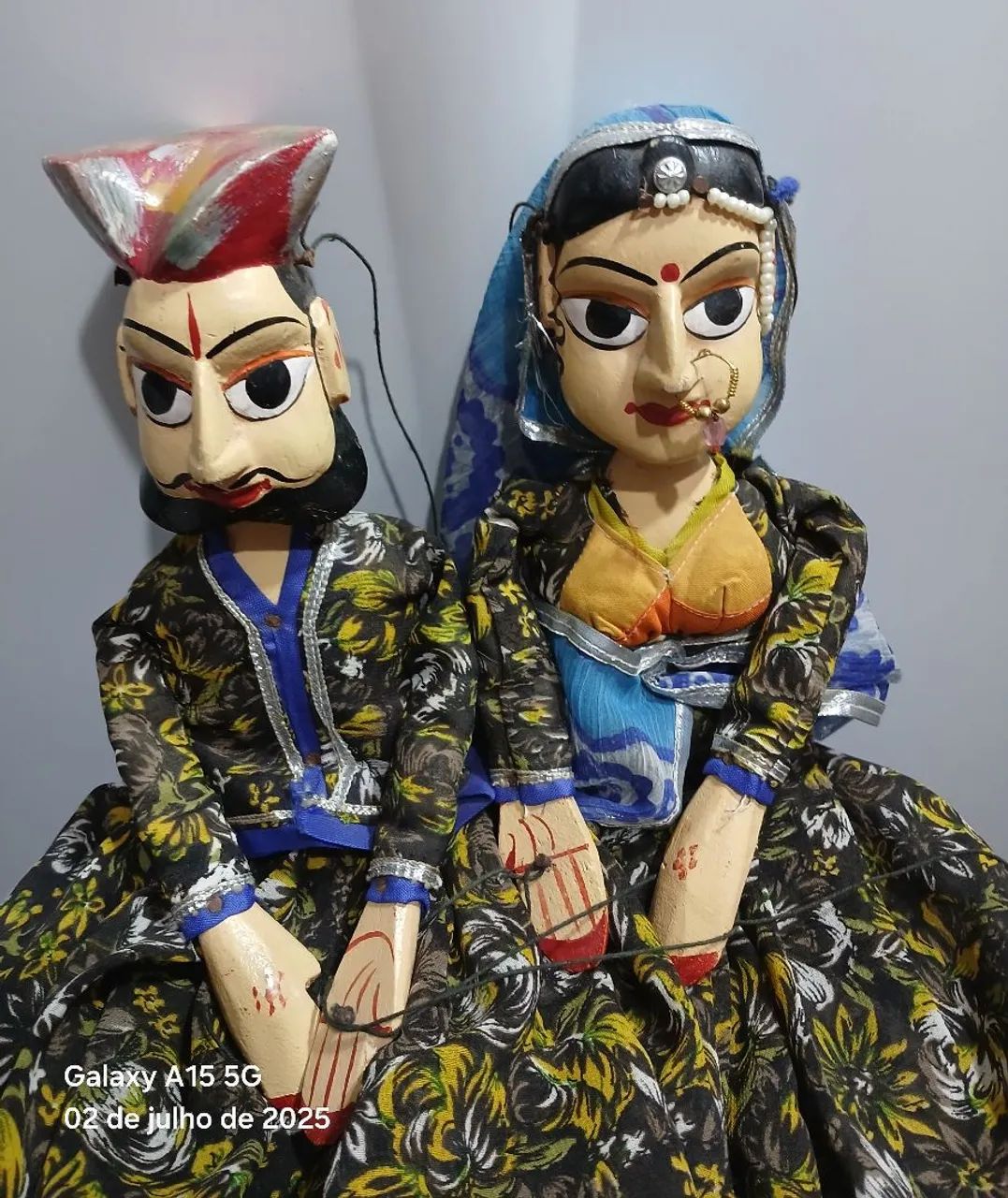 Marionetes de madeira indianos artesanais