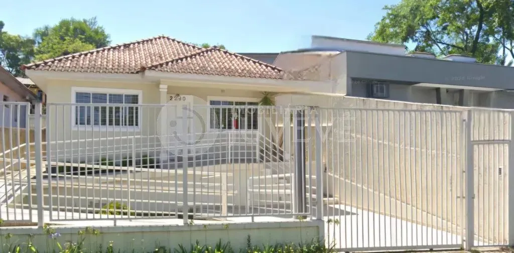 IMOBILIARIA JUVEVÊ ALUGA CASA COMERCIAL TERRENO 583 M² HUGO LANGE PRX AUGUSTO STRESSER AV.