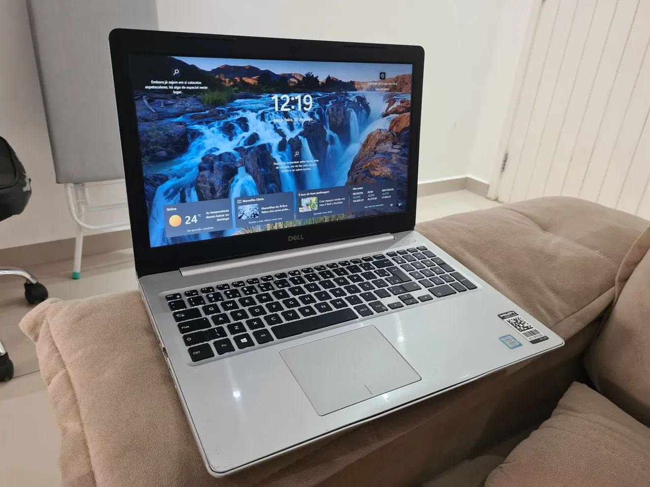 Ultrabook Dell, Intel core i5 8° Geração
