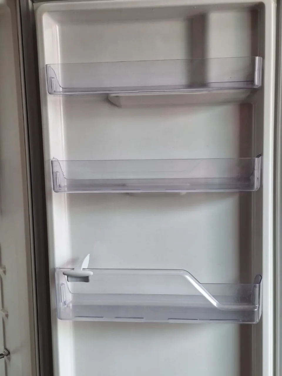 Geladeira Eletrolux Frost Free rfe39 / 322 litros / 220V