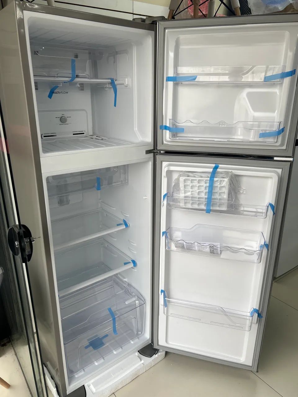 Refrigerador eletrolux novas 371 L só 2590 - Foto 2