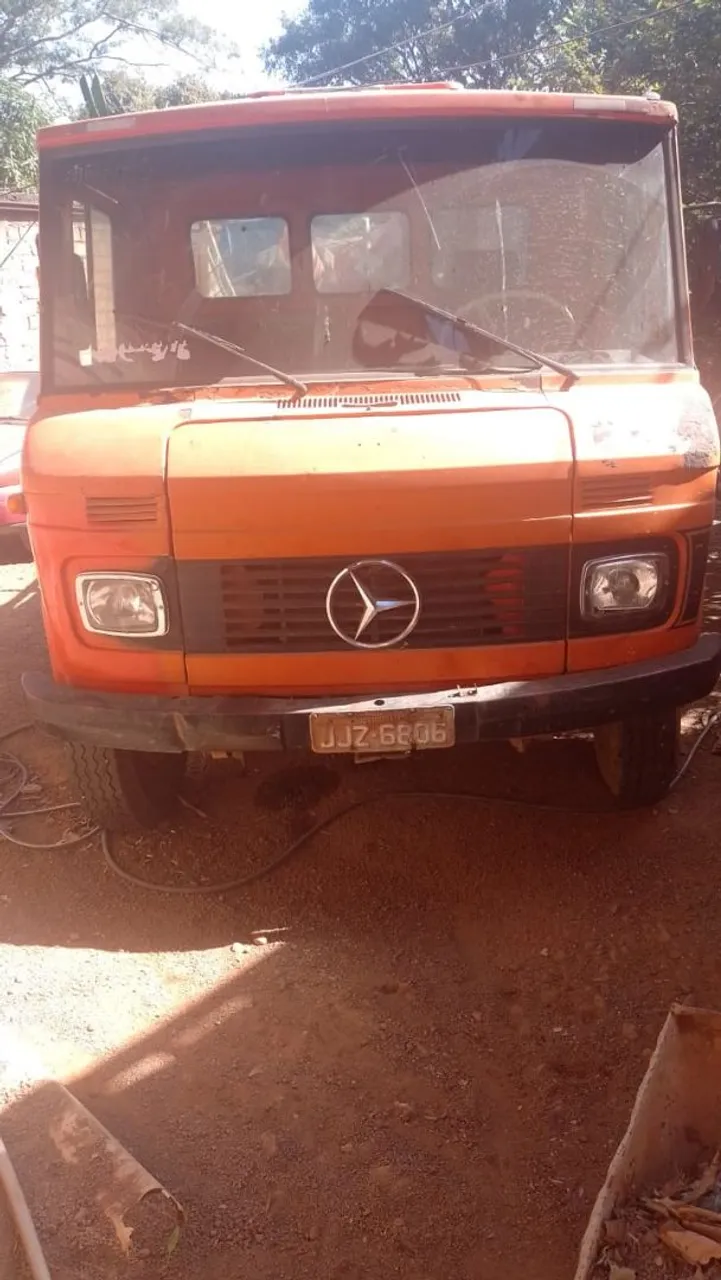 Mercedes 608 D