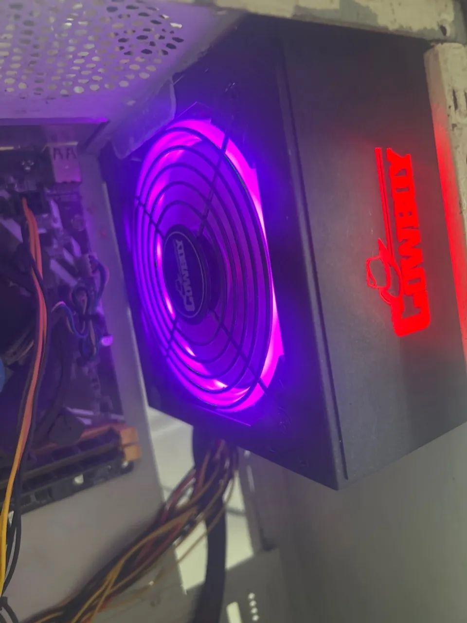 Computador GAMER QUE RODA TUDO - Foto 2