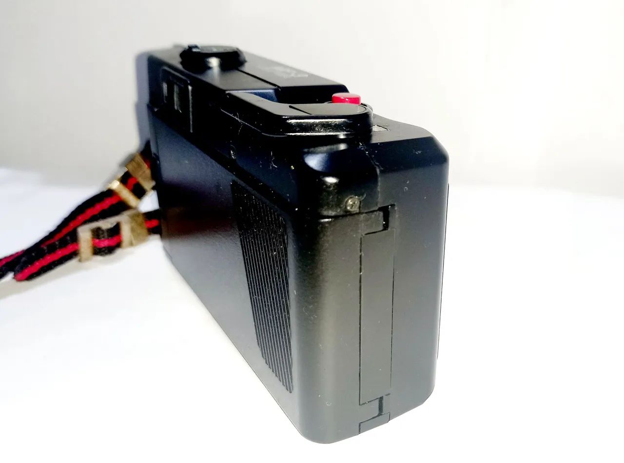 Câmera Fotográfica Analógica Yashica MF-3 SUPER - Funcionando, Excelente Estado - Foto 3