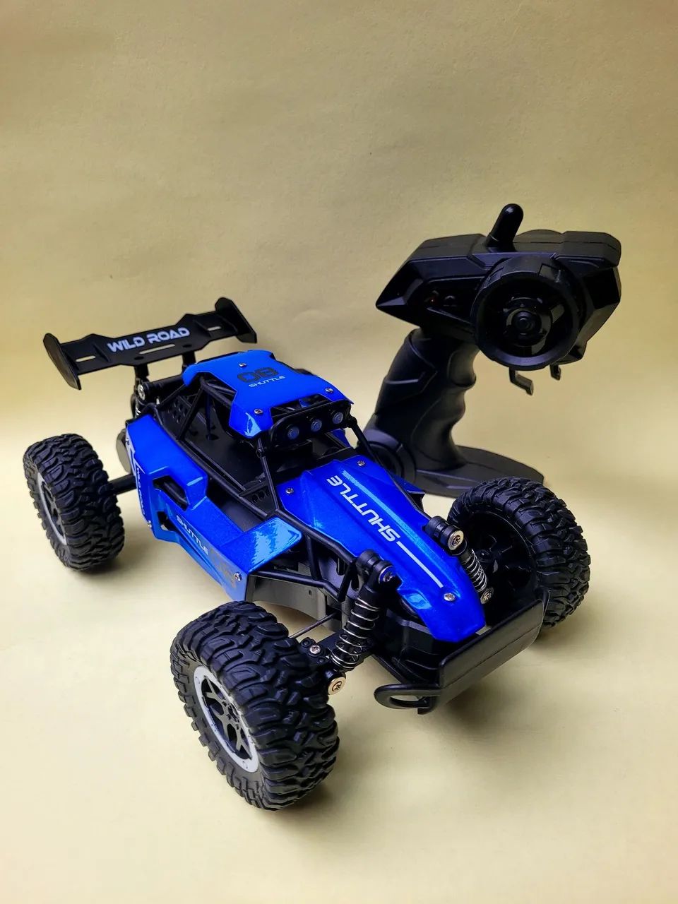 Carrinho de controle off road  - Foto 5