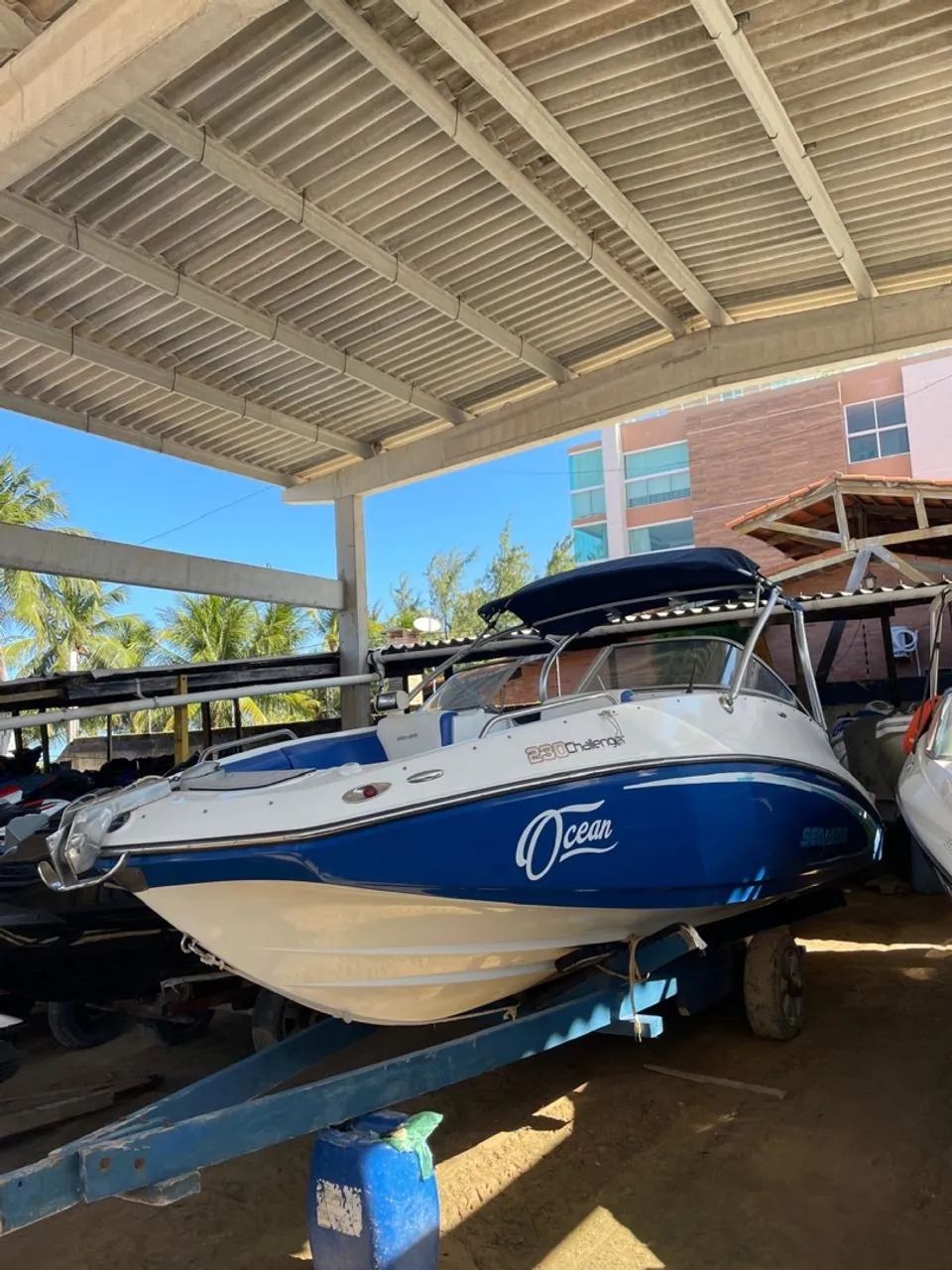 Jetboat Seadoo Challenger 230