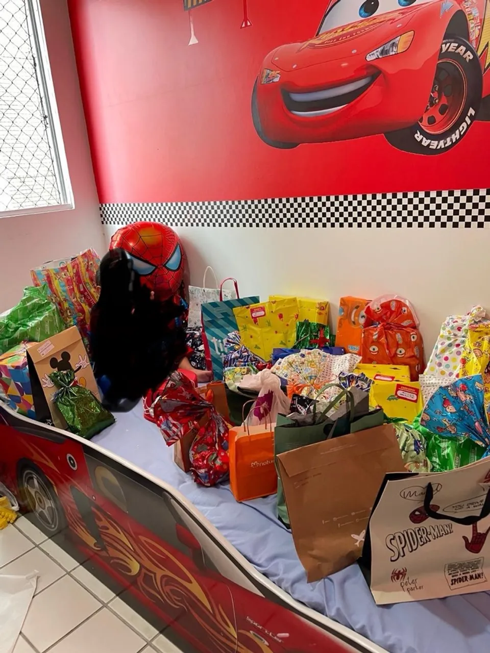 Cama Infantil Carros - Diversão garantida!