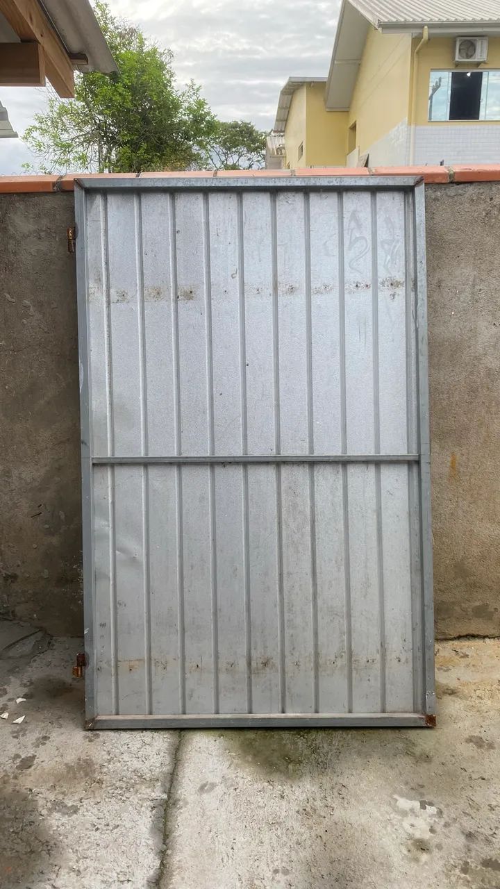 Portão de Lata64166891909891122