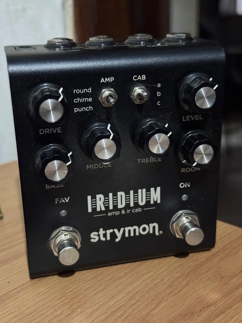 ギター strymon iridium Pedal Strymon Iridium - IR de Amplificadores e Gabinetes - Planet