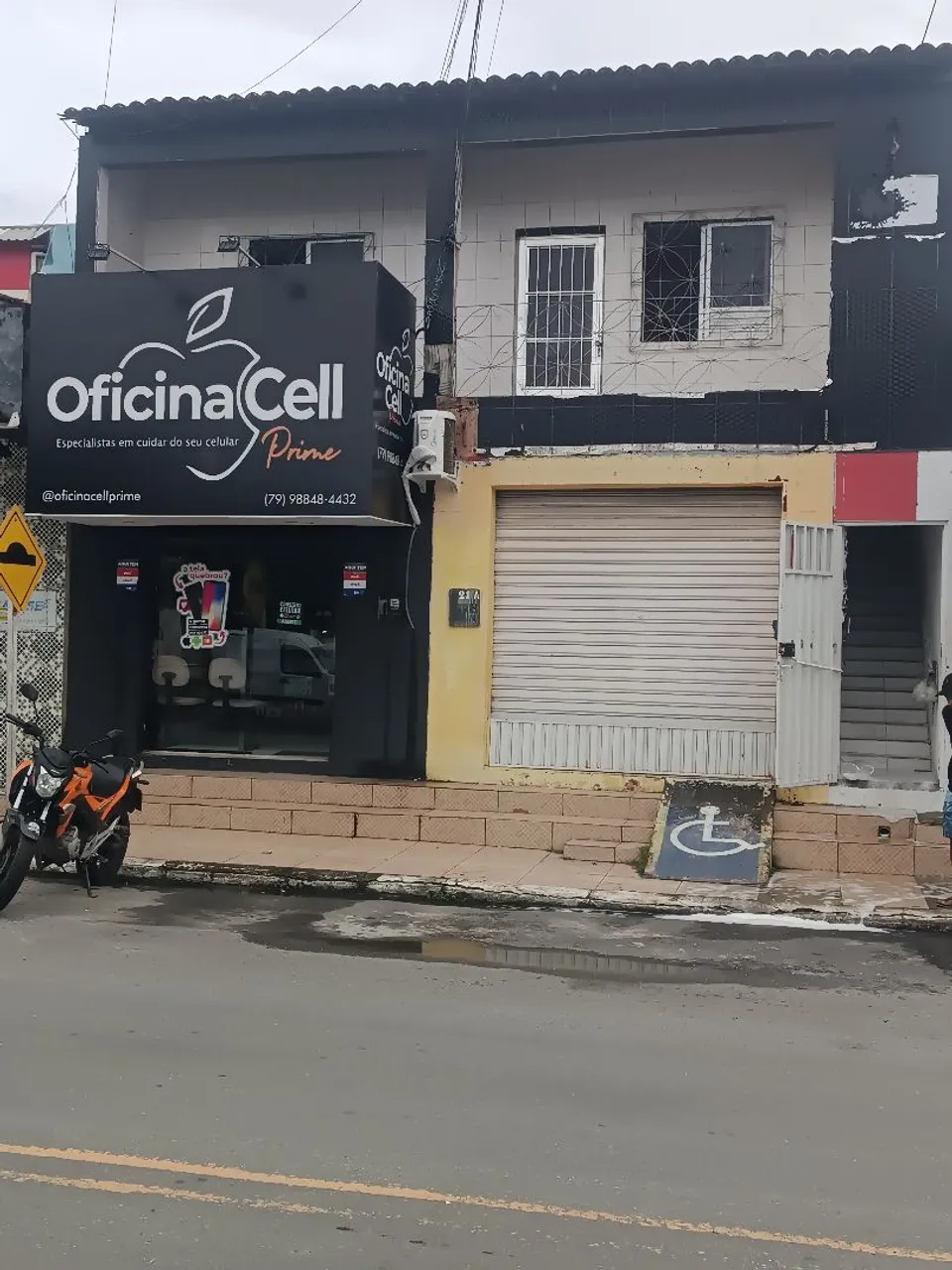 Vendo casa ponto comercial em Socorro 