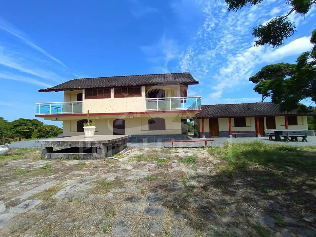 Casa para Venda em Saquarema, Morro da Cruz, 4 dormitórios, 4 suítes, 5 banheiros, 20 vaga